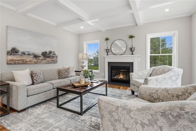 33 Cassidy Trail, Coventry, RI 02816