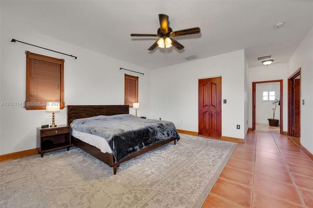 1350 NE 42nd Ave, Homestead, FL 33033