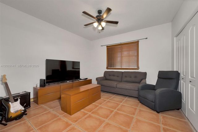 1350 NE 42nd Ave, Homestead, FL 33033