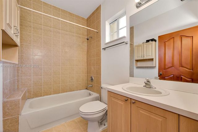 1350 NE 42nd Ave, Homestead, FL 33033