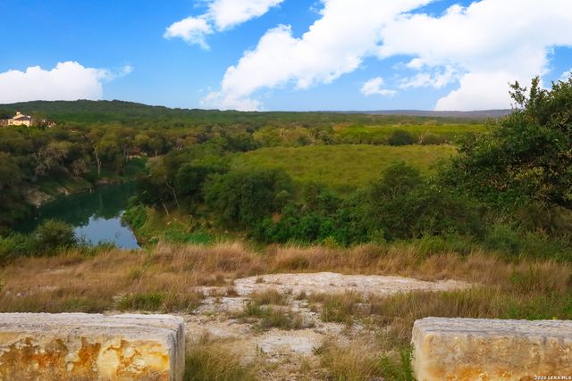 1648 Noble Trl, Canyon Lake, TX 78133