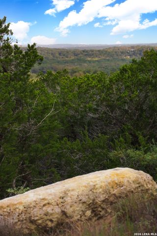 1648 Noble Trl, Canyon Lake, TX 78133