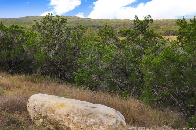 1648 Noble Trl, Canyon Lake, TX 78133