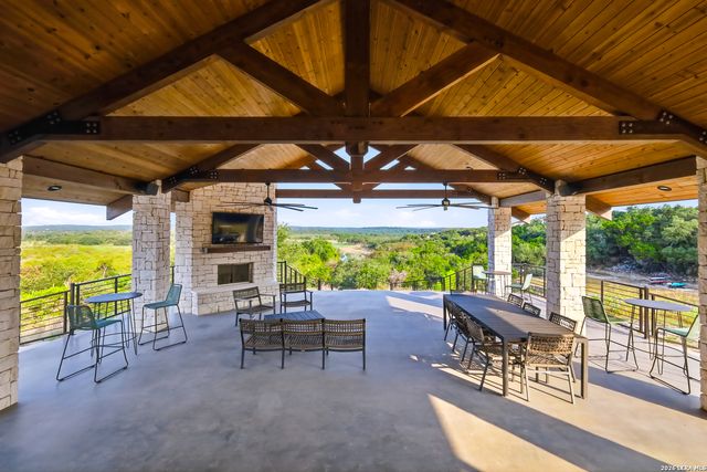 1648 Noble Trl, Canyon Lake, TX 78133