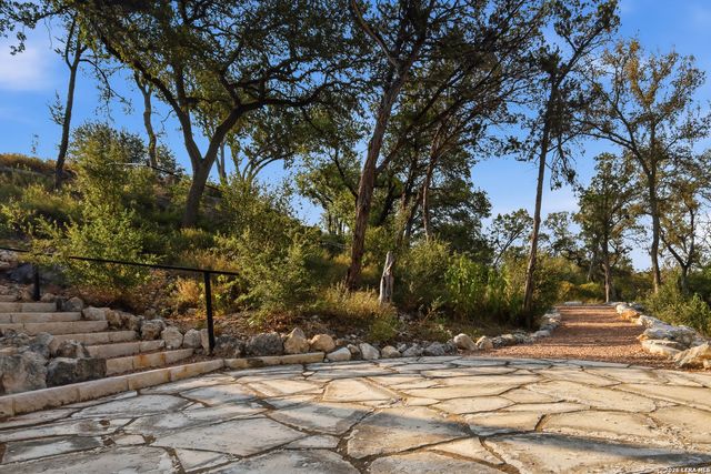 1648 Noble Trl, Canyon Lake, TX 78133
