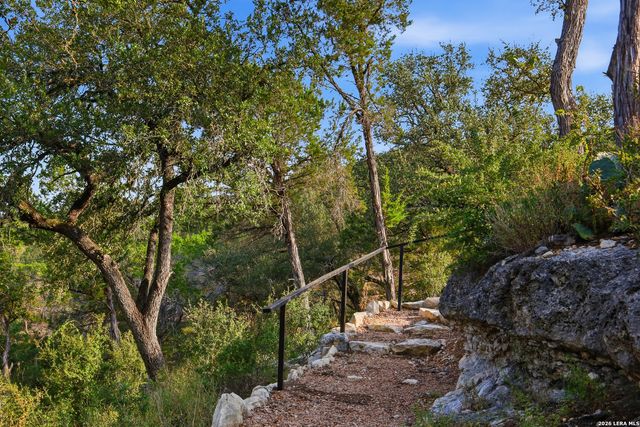 1648 Noble Trl, Canyon Lake, TX 78133
