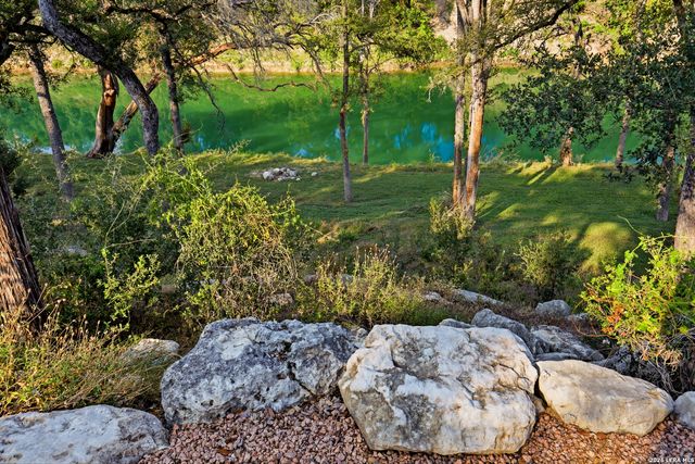 1648 Noble Trl, Canyon Lake, TX 78133