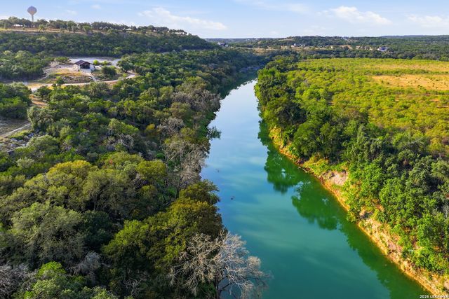1648 Noble Trl, Canyon Lake, TX 78133