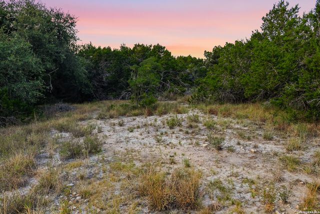 1648 Noble Trl, Canyon Lake, TX 78133
