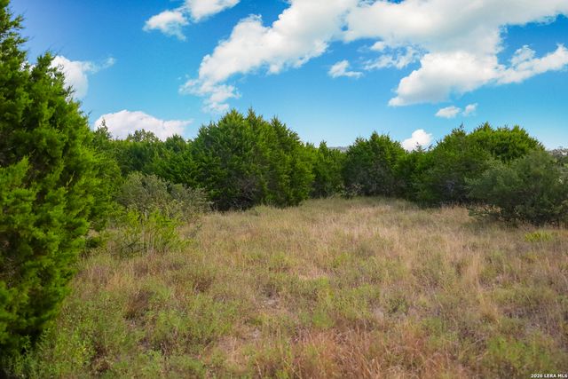 1648 Noble Trl, Canyon Lake, TX 78133
