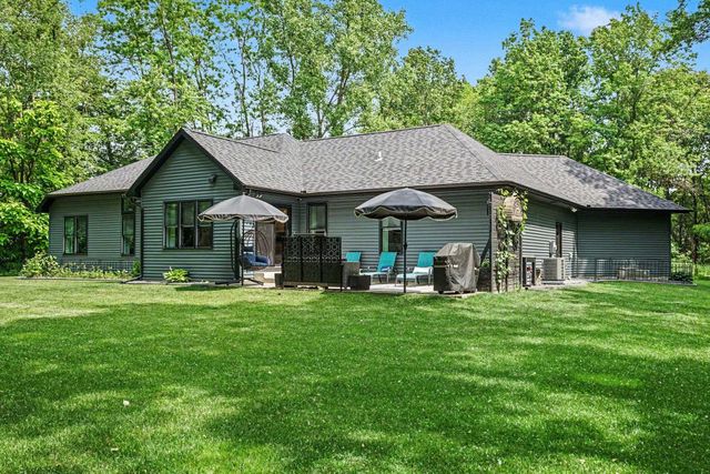 13912 Shavano Peak Drive, Middlebury, IN 46540