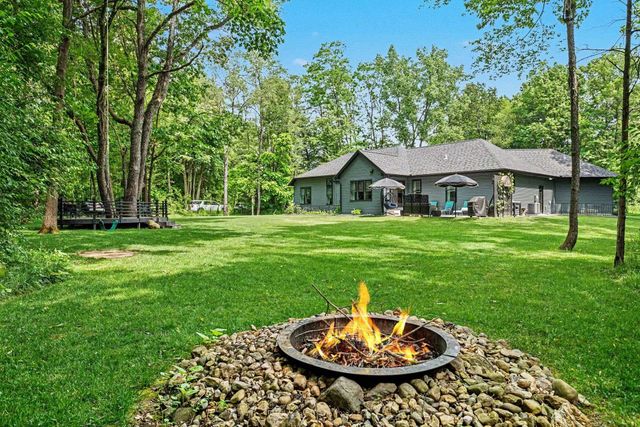 13912 Shavano Peak Drive, Middlebury, IN 46540