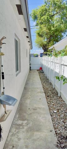 4223 NW 32nd Ave, Miami, FL 33142