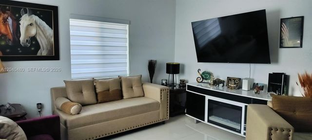 4223 NW 32nd Ave, Miami, FL 33142