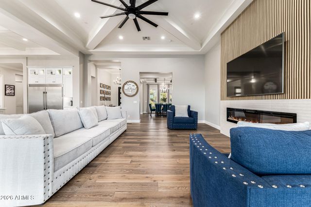 5348 W Encanto Verde Drive, Queen Creek, AZ 85142