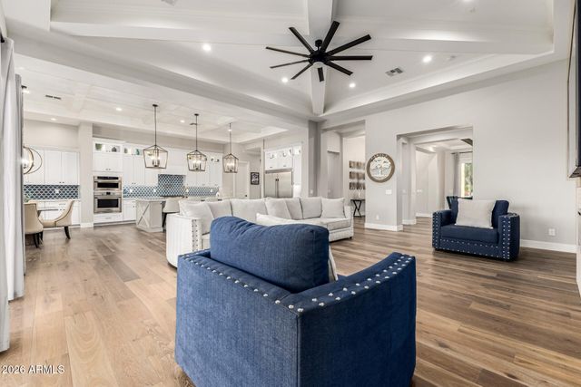 5348 W Encanto Verde Drive, Queen Creek, AZ 85142