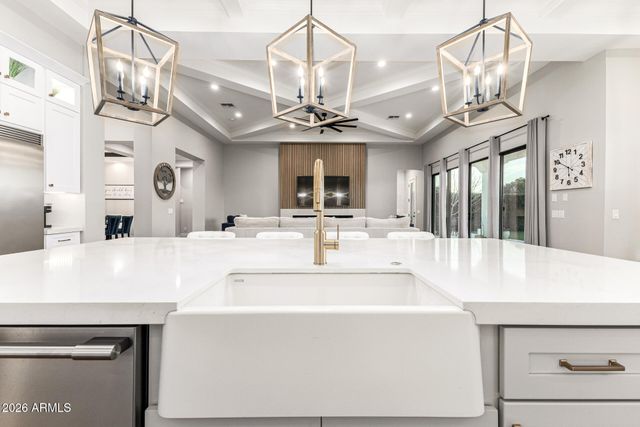 5348 W Encanto Verde Drive, Queen Creek, AZ 85142