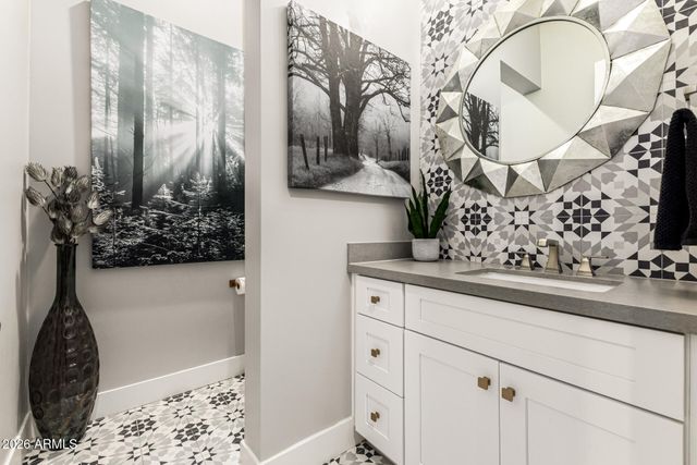 5348 W Encanto Verde Drive, Queen Creek, AZ 85142