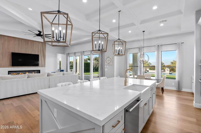 5348 W Encanto Verde Drive, Queen Creek, AZ 85142