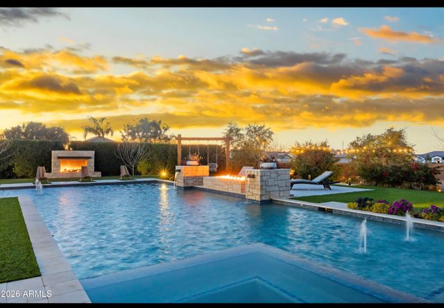 5348 W Encanto Verde Drive, Queen Creek, AZ 85142