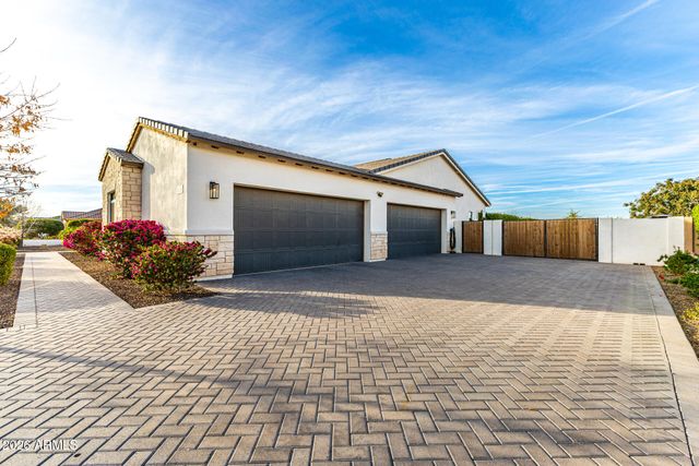 5348 W Encanto Verde Drive, Queen Creek, AZ 85142