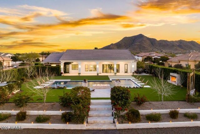 5348 W Encanto Verde Drive, Queen Creek, AZ 85142