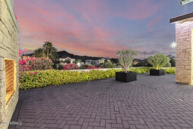 5348 W Encanto Verde Drive, Queen Creek, AZ 85142