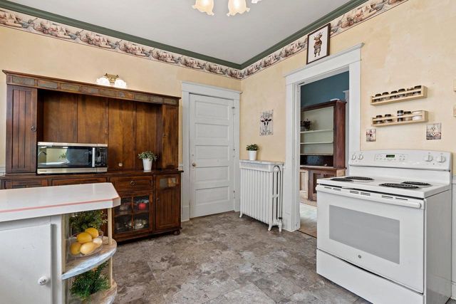 152 4TH STREET, Fond Du Lac, WI 54935