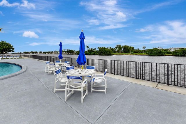 2430 S Federal Highway 0150, Boynton Beach, FL 33435