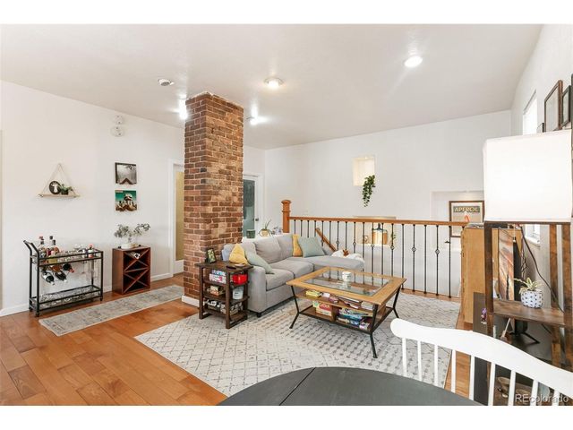 208 S Lincoln St, Denver, CO 80209