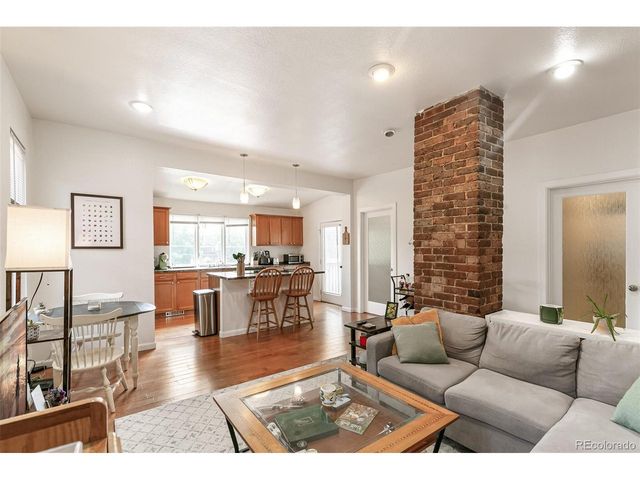 208 S Lincoln St, Denver, CO 80209