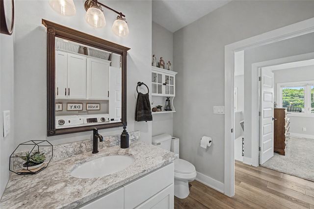 8109 Oak Ridge Drive, Dexter, IA 50070