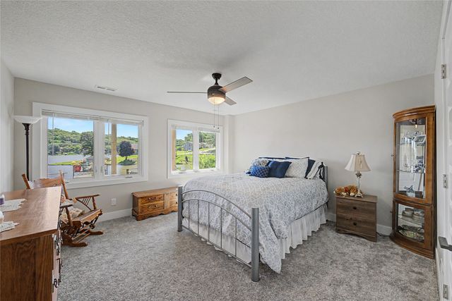 8109 Oak Ridge Drive, Dexter, IA 50070
