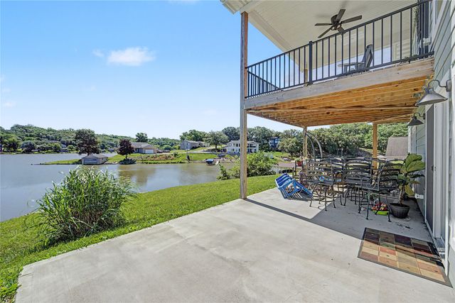 8109 Oak Ridge Drive, Dexter, IA 50070