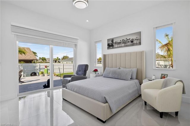 523 SW 23rd ST, Cape Coral, FL 33991