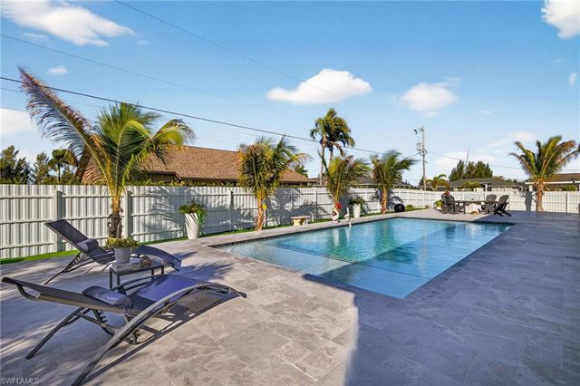 523 SW 23rd ST, Cape Coral, FL 33991