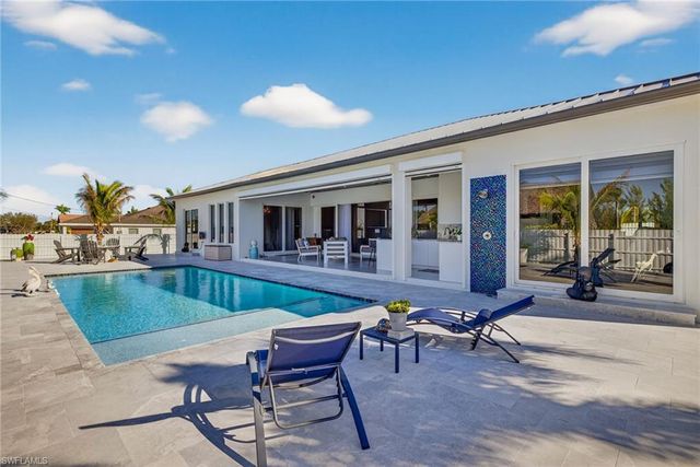 523 SW 23rd ST, Cape Coral, FL 33991