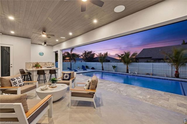 523 SW 23rd ST, Cape Coral, FL 33991