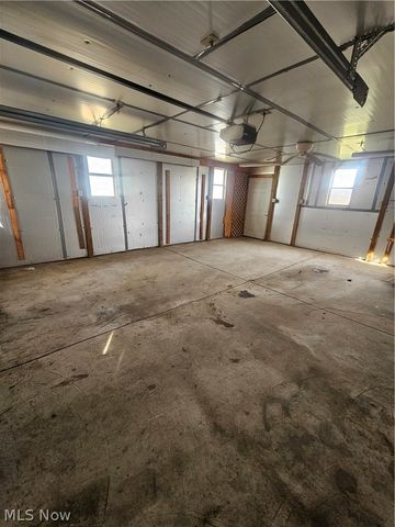 217 S High Street, Freeport, OH 43973