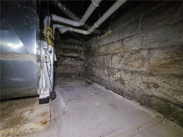 217 S High Street, Freeport, OH 43973