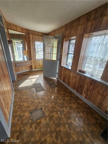 217 S High Street, Freeport, OH 43973