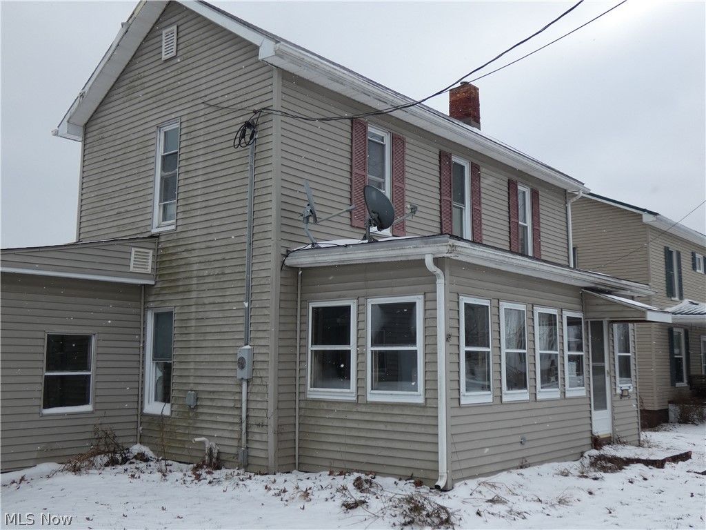 217 S High Street, Freeport, OH 43973