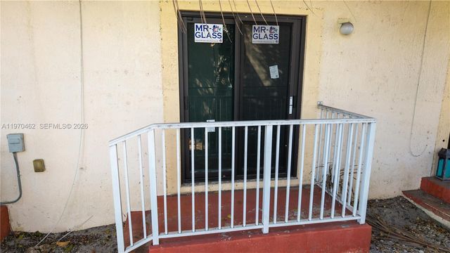 1330 NW 5th St 5, Miami, FL 33125