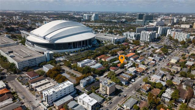 1330 NW 5th St 5, Miami, FL 33125