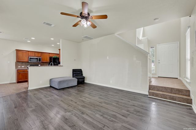 2150 BRINKLEY DR, New Braunfels, TX 78130
