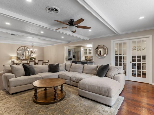 2917 Encino Avenue, Bay City, TX 77414