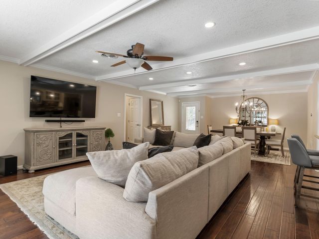 2917 Encino Avenue, Bay City, TX 77414