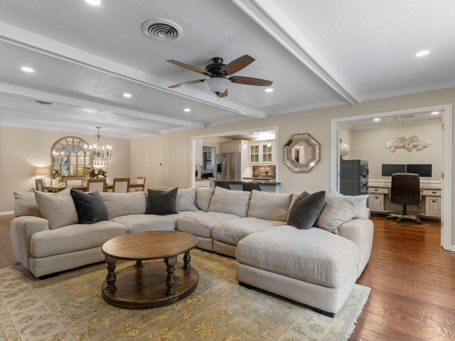 2917 Encino Avenue, Bay City, TX 77414