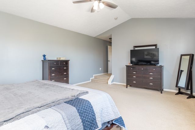 16755 Lakeville Crossing, Westfield, IN 46074