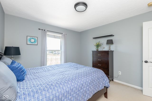 16755 Lakeville Crossing, Westfield, IN 46074